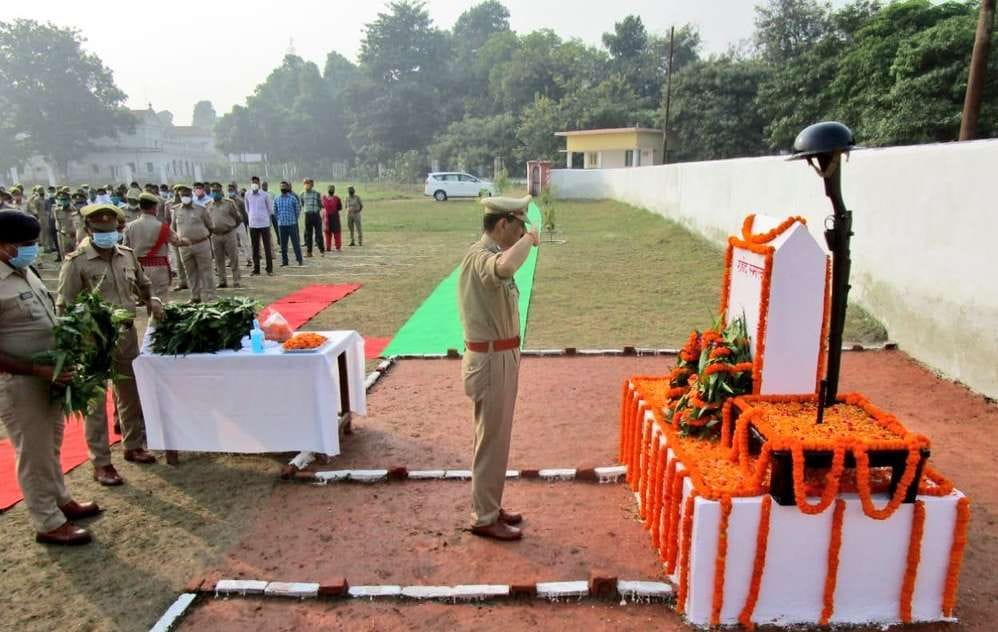 Tributes paid to the martyrs on Police Memorial Day