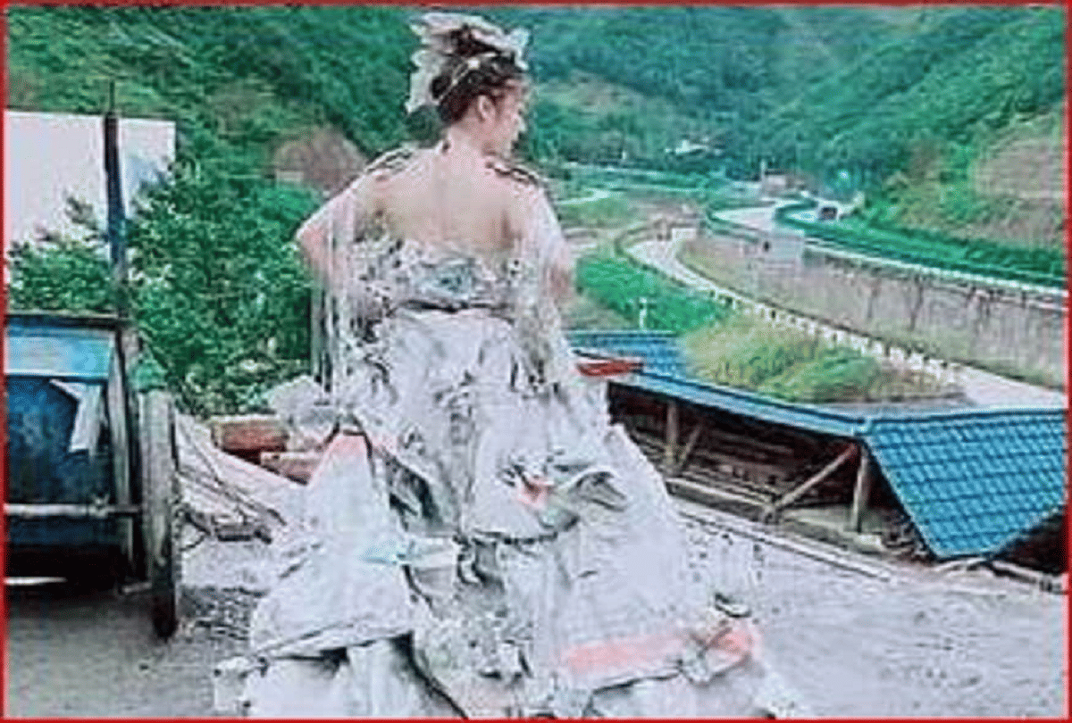 most weird wedding dress made by 40 empty cement bags