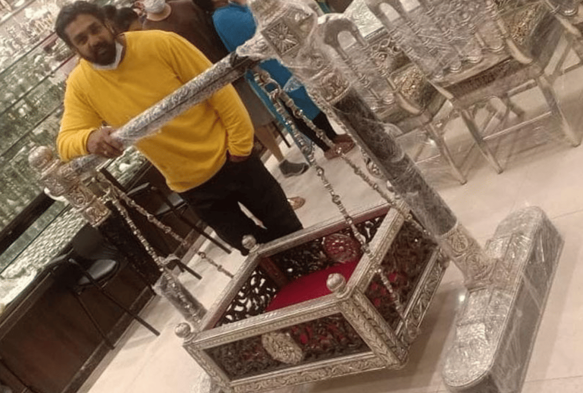 chiranjeevi sarjas wifes Meghana Raj baby shower brother gifted 10 lakh rupees cradle