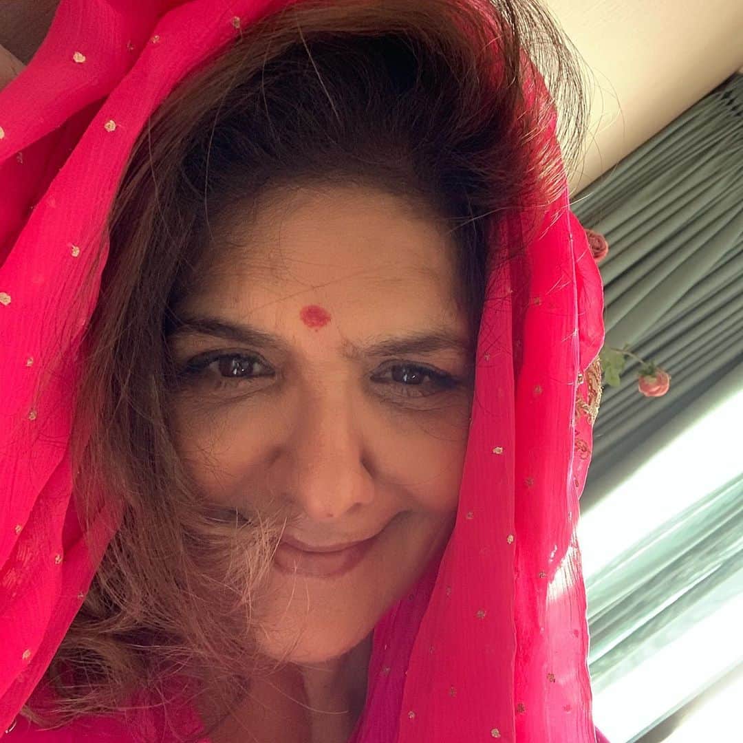 Hrithik Roshan mother Pinky Roshan tests positive for Coronavirus