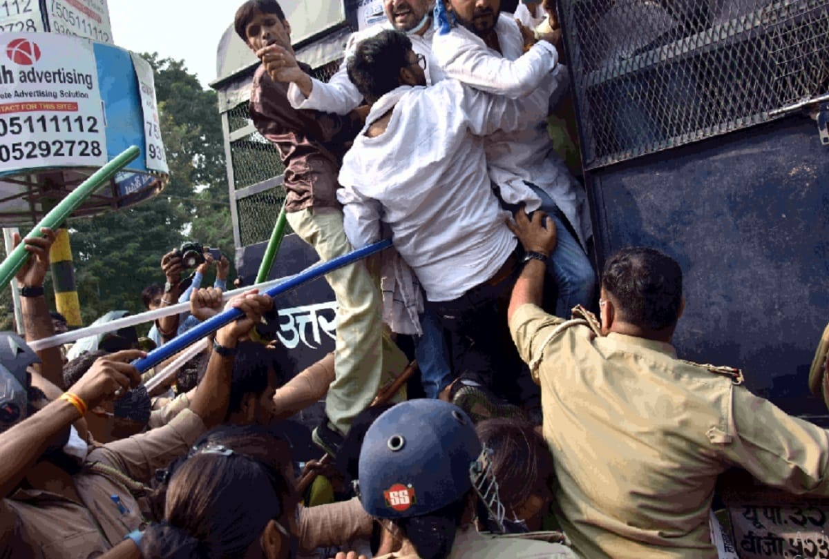 AAP protest against Hathras case and Dalit oppression in lucknow