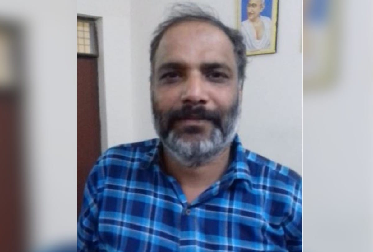 agra police send accused to jail for Kerosene adulteration in petrol