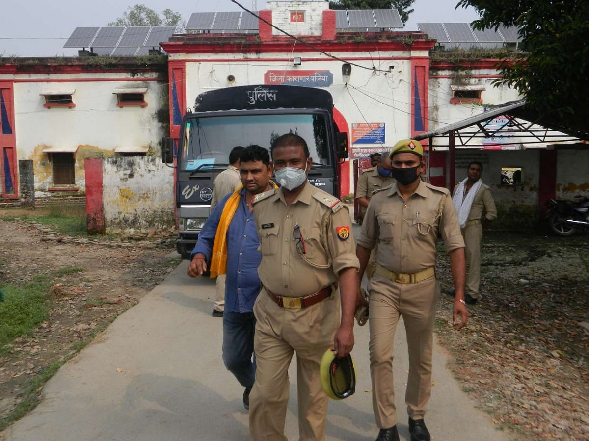 Ballia murder case: Police started questioning to main accused to police station Dhirendra will be in 48-hour remand