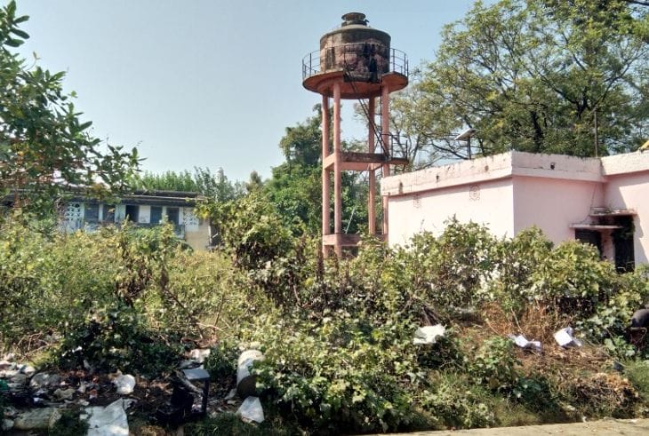 Pollution contaminated the environment near the health center