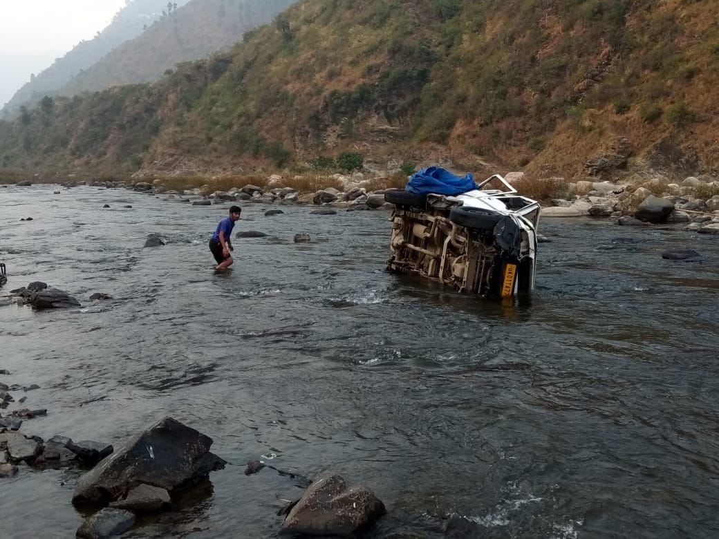 Bolero falls in Kosi, two killed, six injured