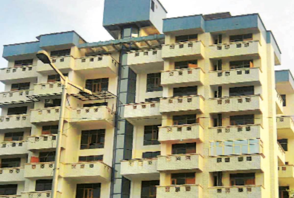 condition of real estate sector in lucknow
