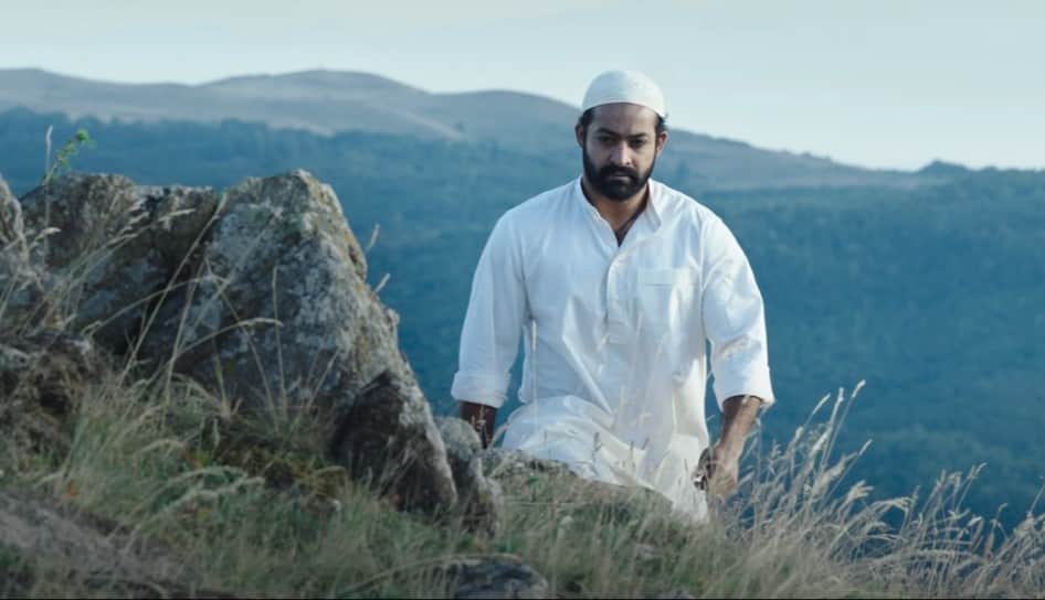 Jr. NTR first look in rajamouli film RRR has connection with Akshay Kumar in laxmmi bomb