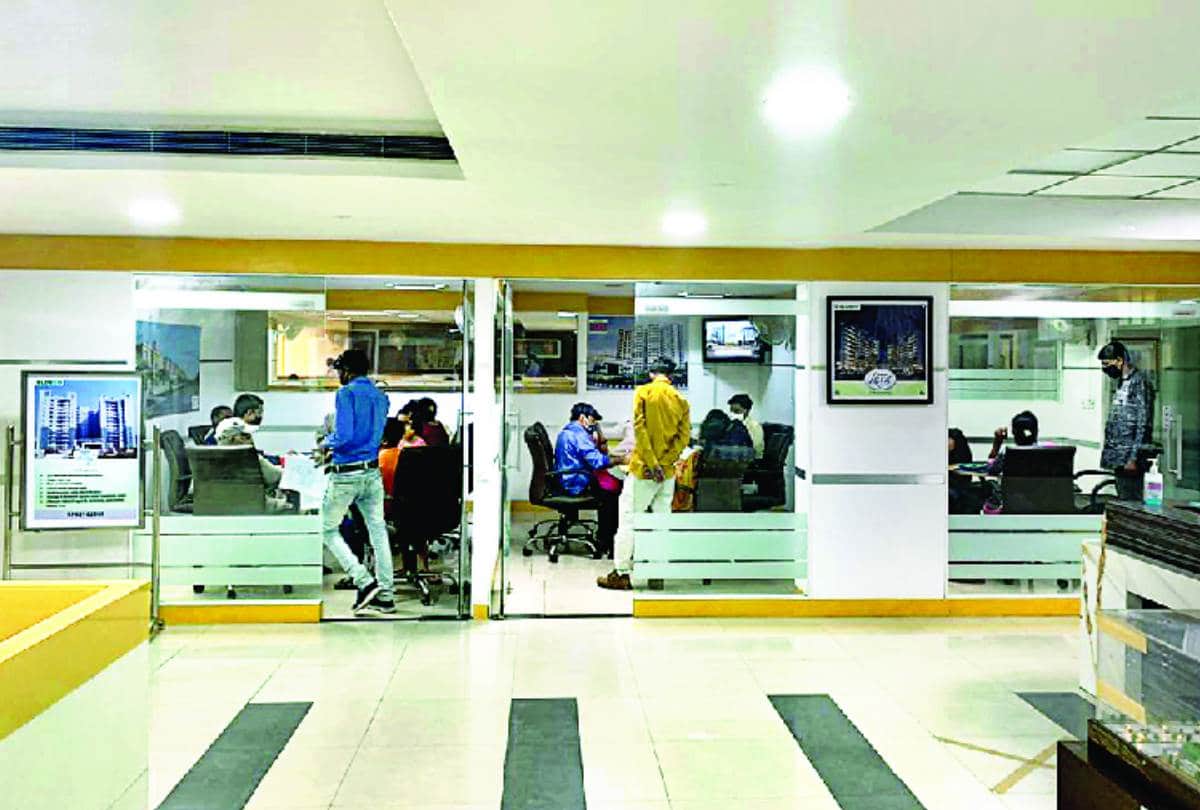 condition of real estate sector in lucknow