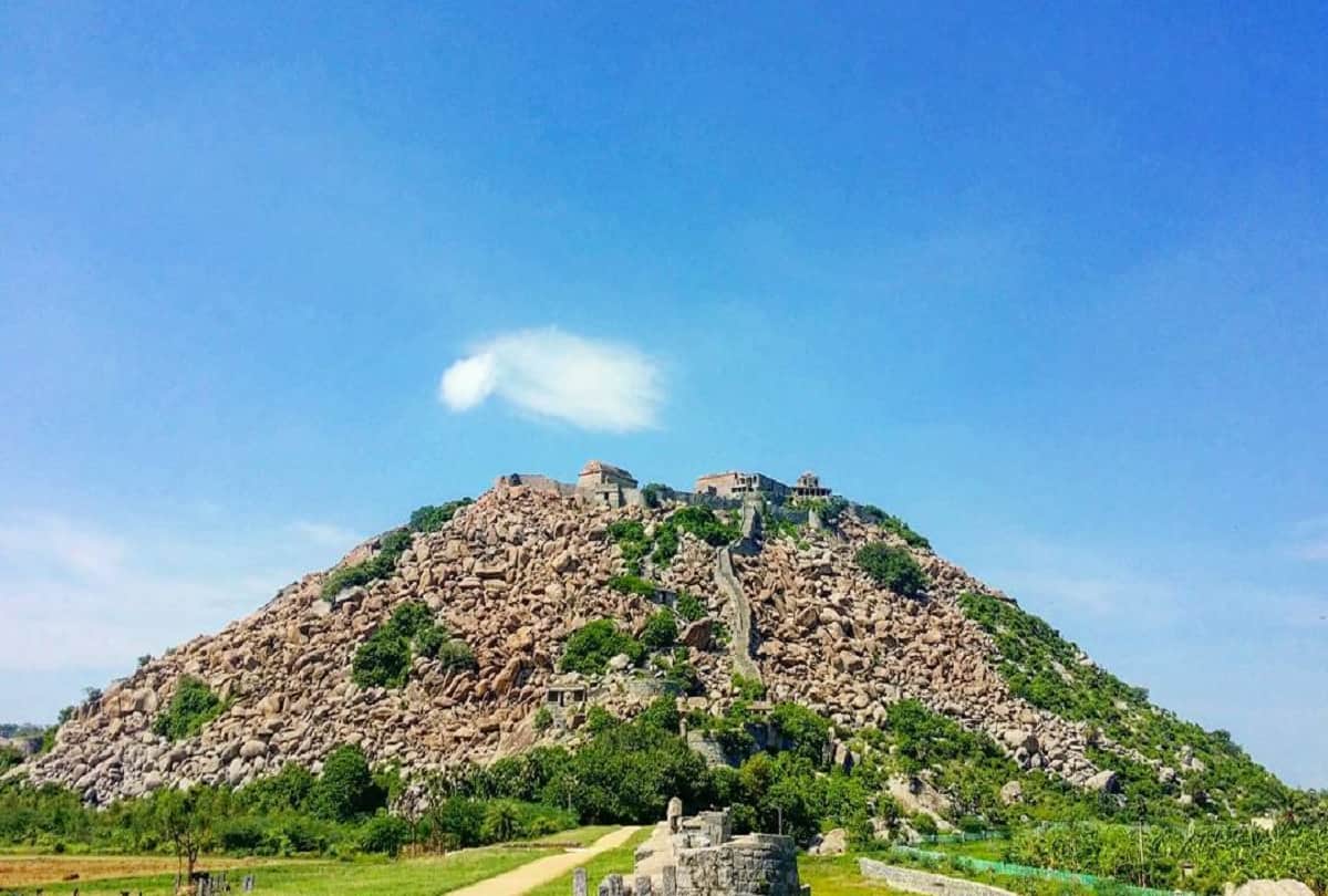 Interesting and strange facts about 1200 years old Gingee Fort or Senji Fort