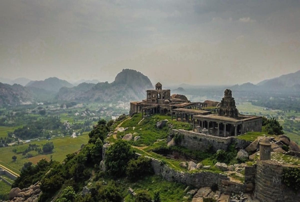 Interesting and strange facts about 1200 years old Gingee Fort or Senji Fort