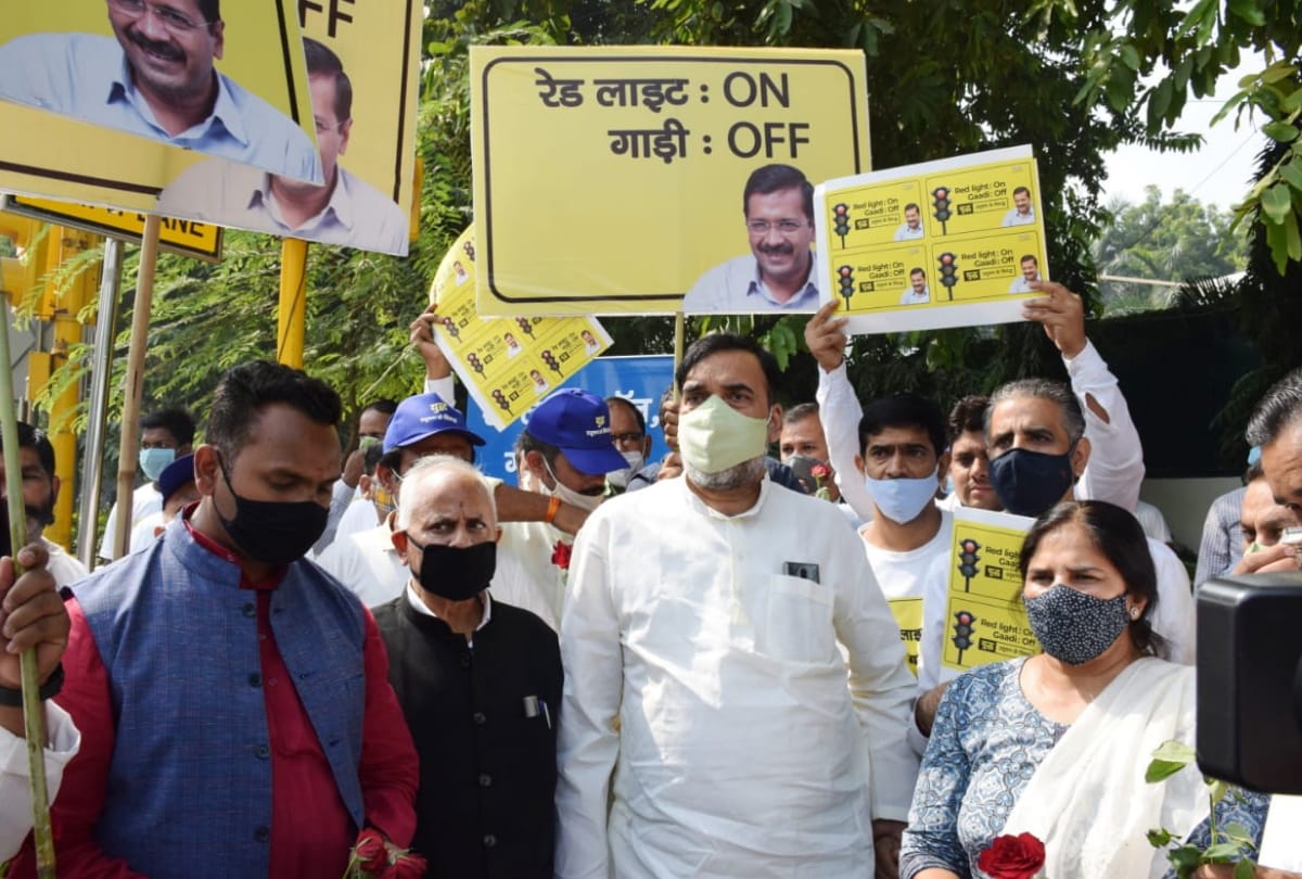 Delhi environment minister gopal rai says stubble burning share increase 40 percent in delhi pollution