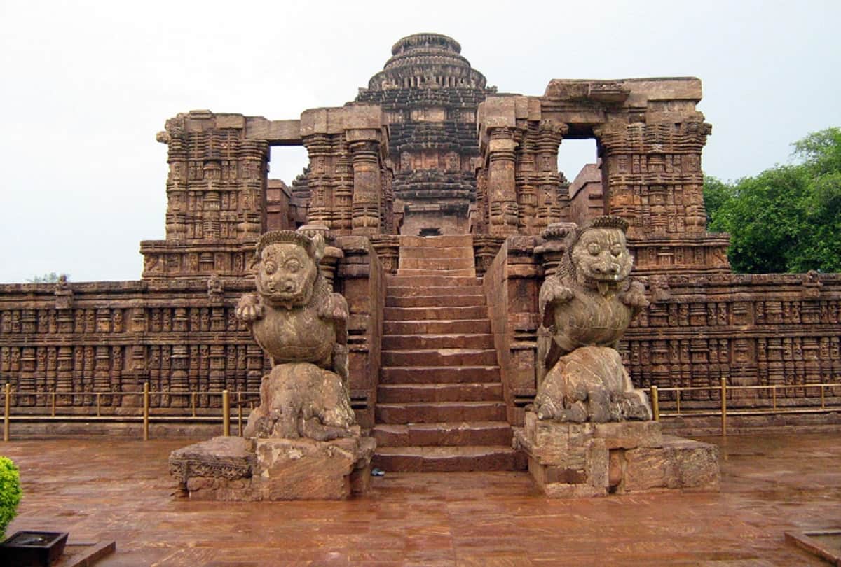 Interesting and strange facts about konark sun temple mystery