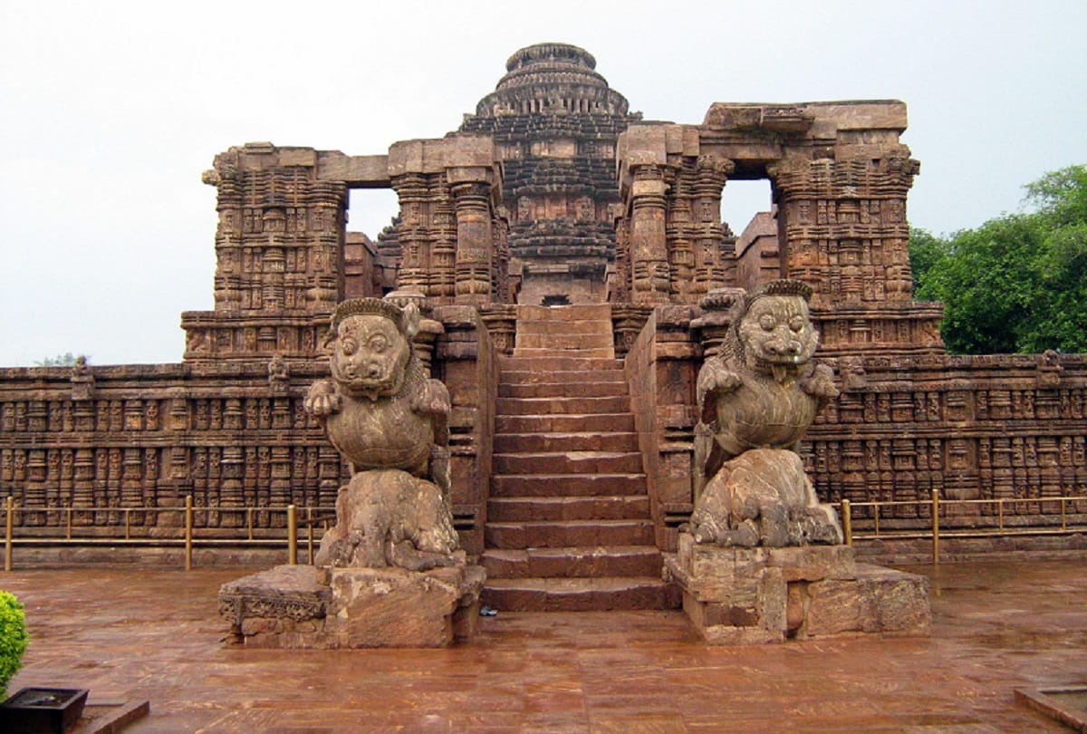Interesting and strange facts about konark sun temple mystery