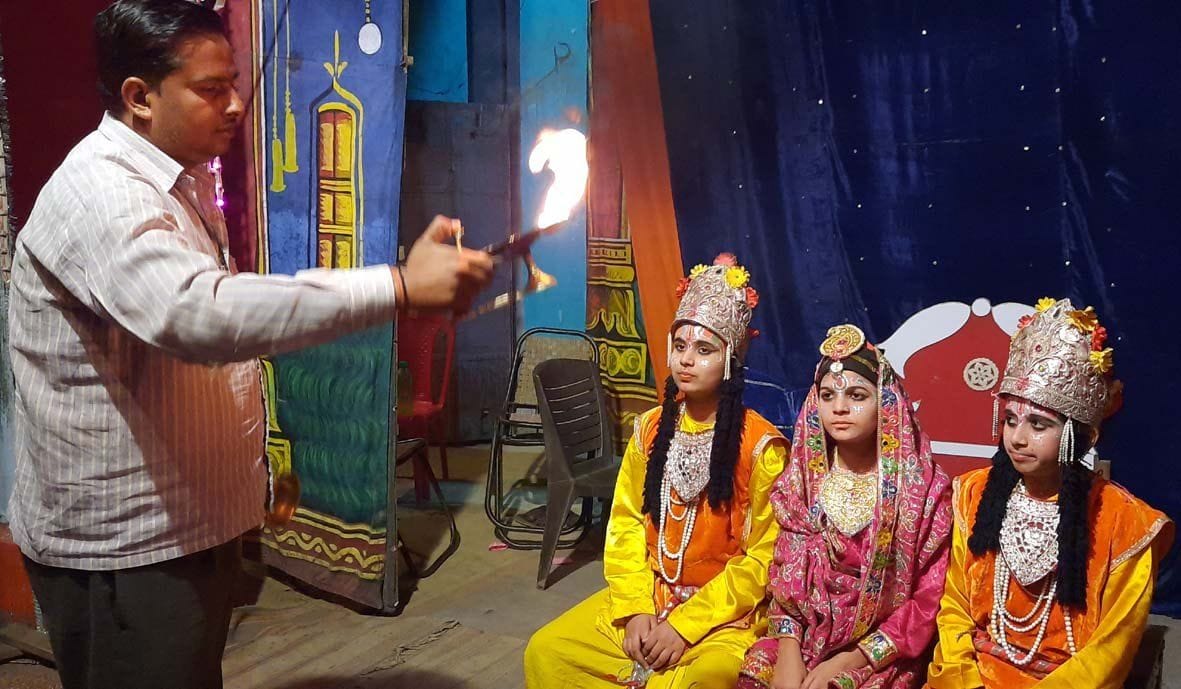 vanavaas gae raam ko manaane chitrakoot gae bharat