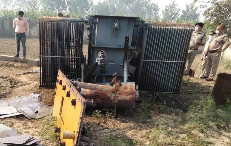 30 million copper looted from transformer by holding employees hostage in Dullakhedi power station