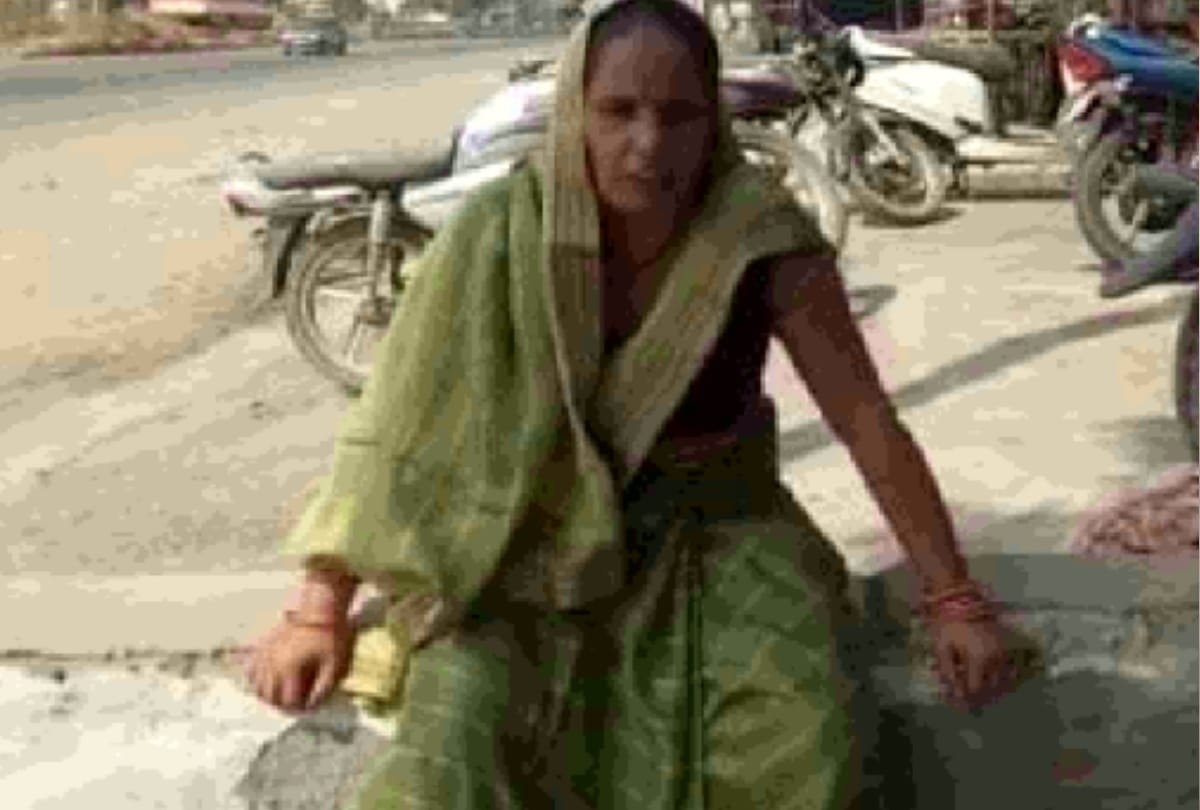 Greater noida dadri criminals give lift in name of modi car service loot woman jwellery throw out of car