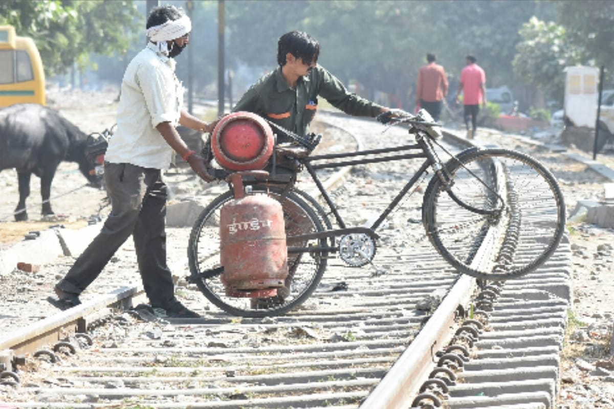 Railway will be strict on those who cross rail line