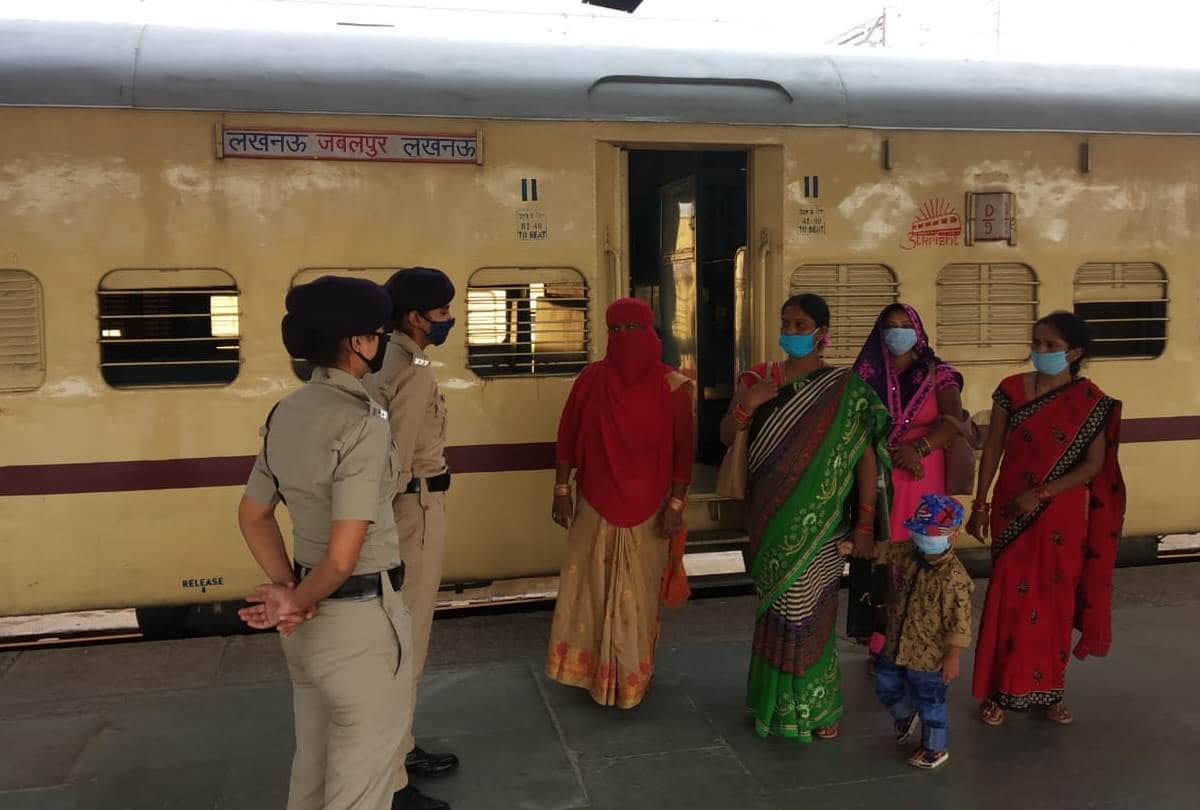 now RPF team will help to women passengers during journey