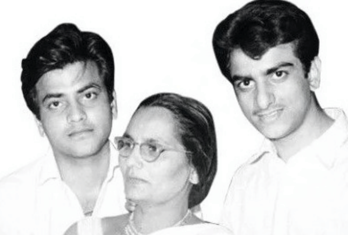 deedar e yaar this day that year series pankaj shukla 22 october 1982 bioscope jeetendra rekha rishi