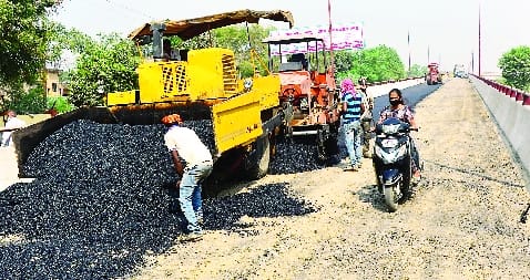 IVRI bridge: coal tar laid on the bridge without cleaning the soil