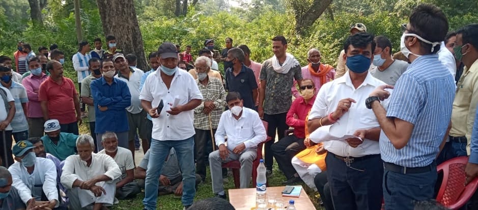 Road will not be allowed to be built from the village in any condition: Gahtodi