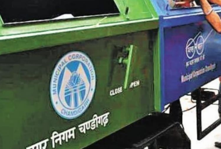 today the city's sanitation system closed, will not lift garbage from homes
