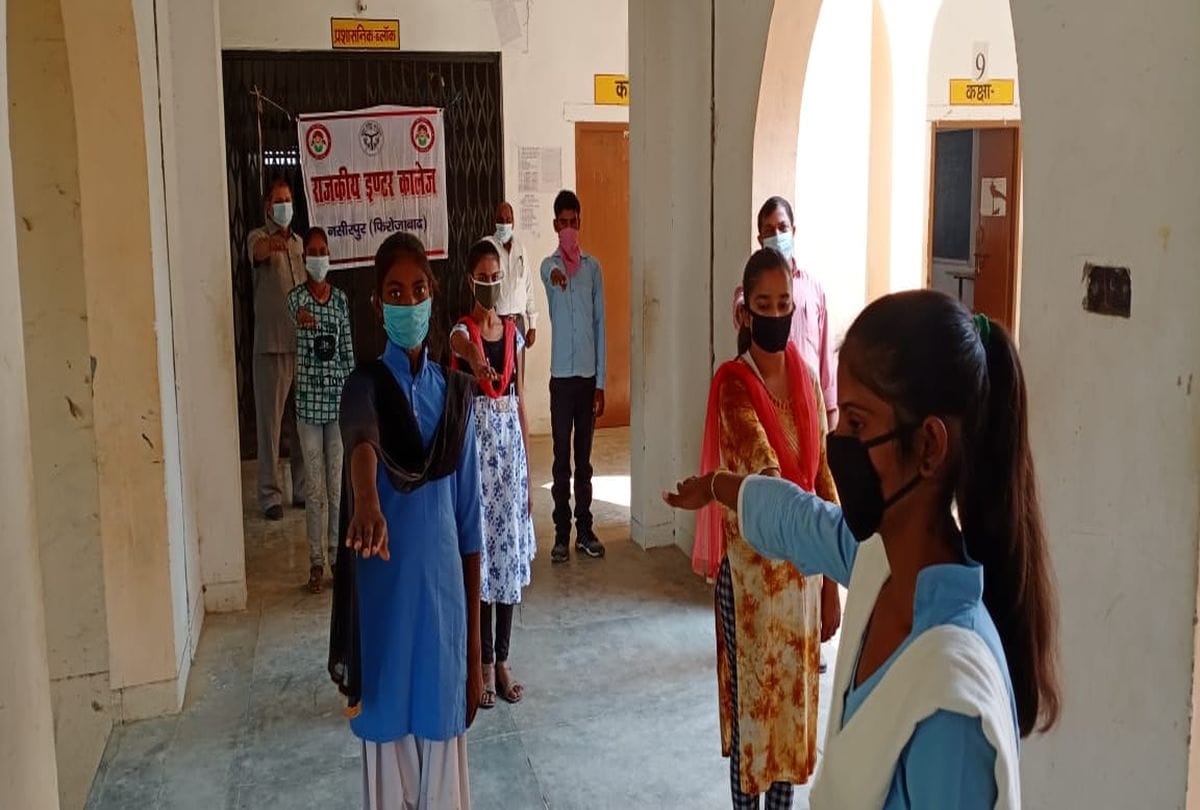 tenth class student Vinita became the Principal for a day in firozabad