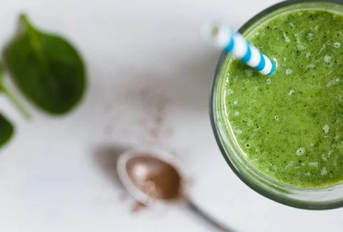 Immunity booster herbal drink aloe vera and neem juice benefits in hindi