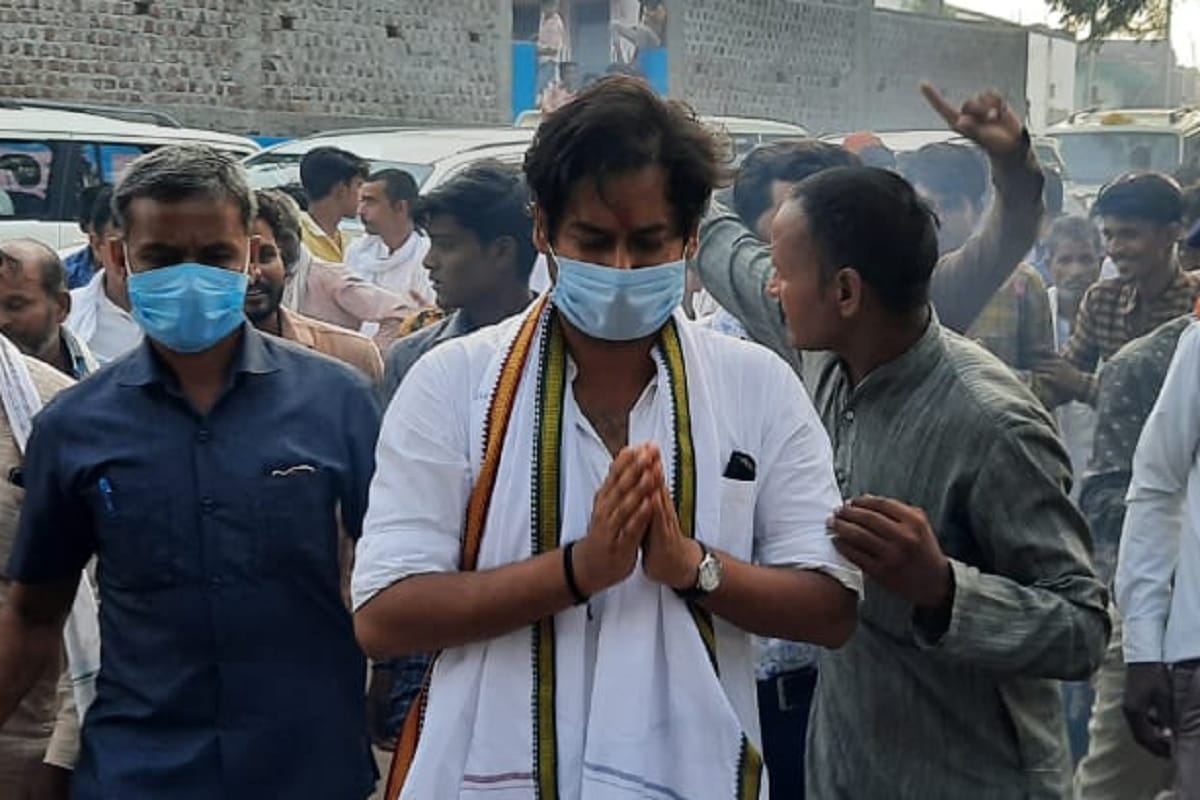Scindias exit from MP Congress ended groupism, says Jaivardhan Singh