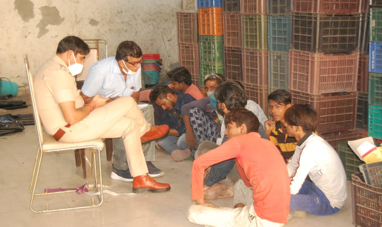 Illegal fireworks factory caught, used to bring explosives from Punjab