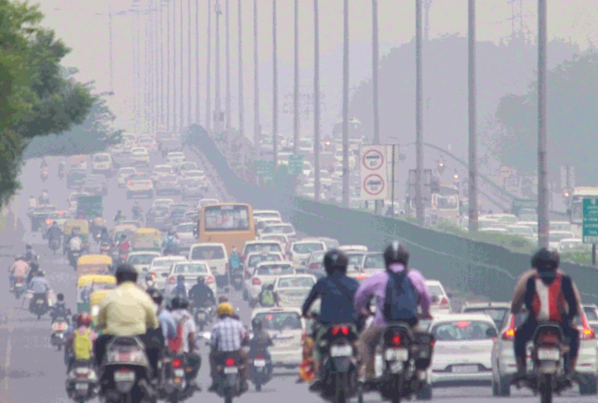 Pollution may increase coronavirus risk in delhi ncr directly effect human lungs
