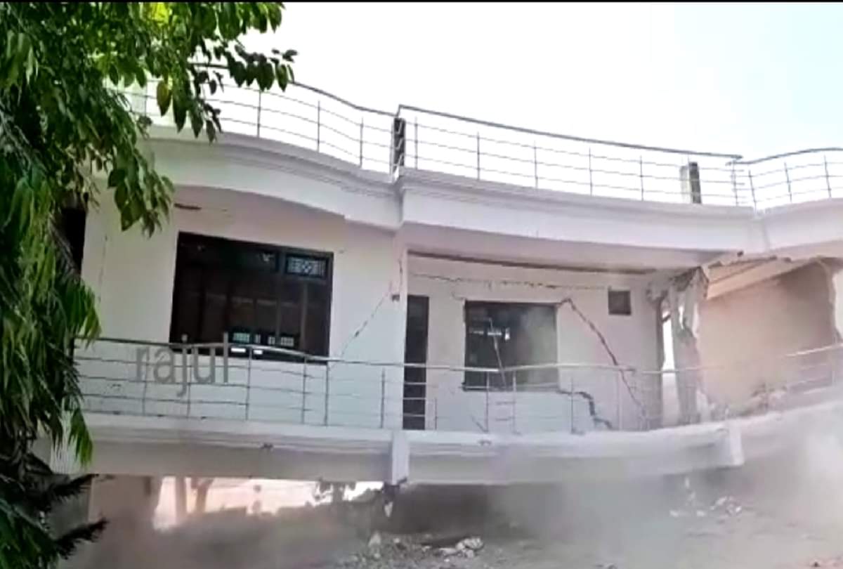 PDA demolishes land mafia Pappu Ganjia's luxurious farm house in Naini