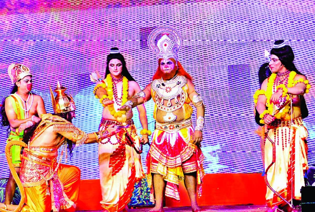 ramleela ayodhya actors more than 10 crore people saw ramlila of film artists in five days