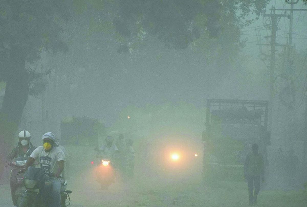 weather today smog in agra