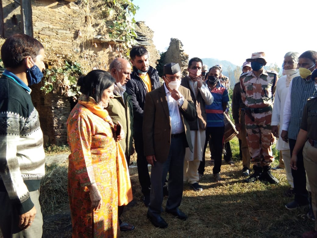 uttarakhand news: NSA ajeet dobhal offers prayer in kuldevi mandir