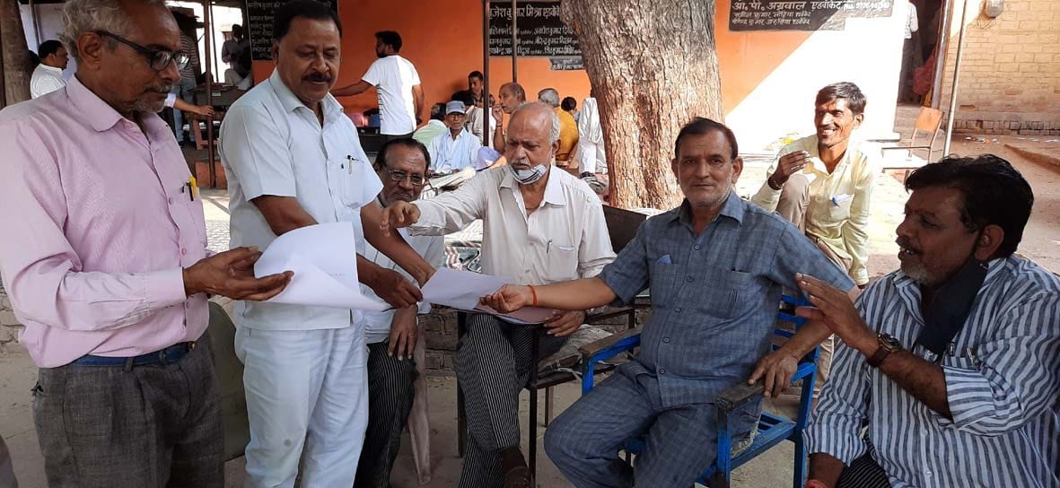 In Jalaun, all the officials except the president's general secretary are elected unopposed
