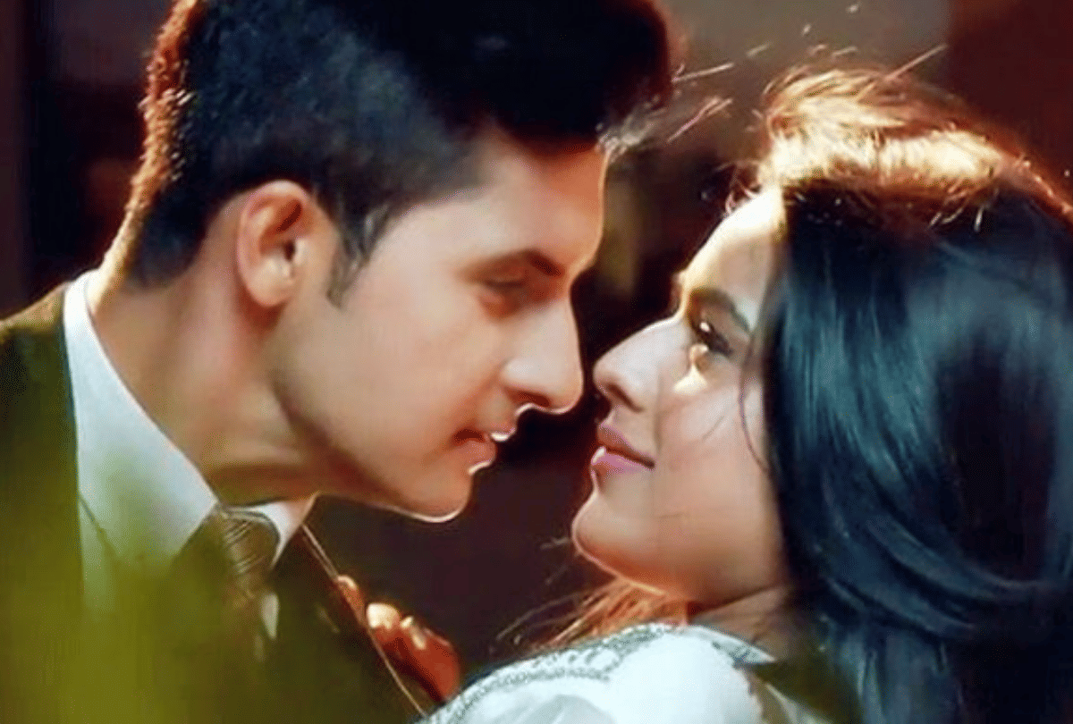 Indian TV Shows Bold Scene for TRP From Iss Pyaar Kya Naam Doon to Jamai Raja