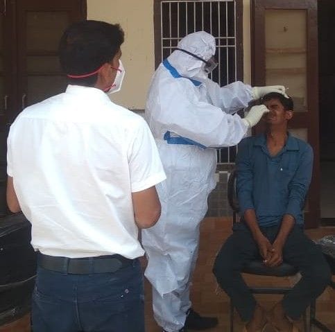corona positive old man die, 40 new cases found, doctors