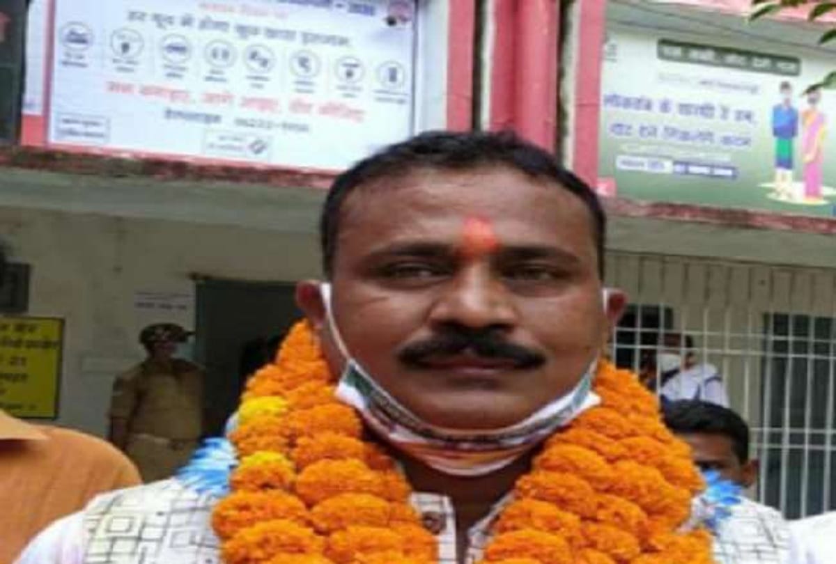 Bihar Election 2020, Janta Dal Rashtrawadi Party candidate Narayan Singh shot at in Hathsar village of Sheohar district
