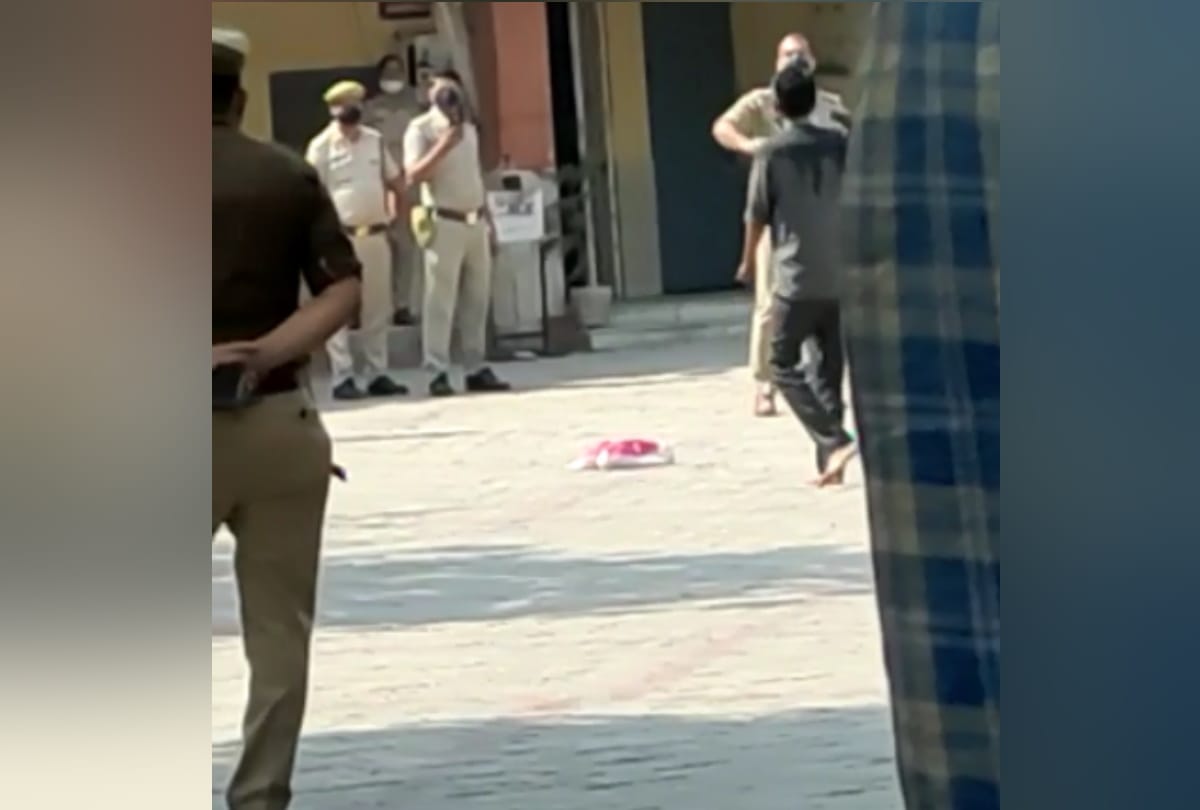 greater noida surajpur sexual assault victim father reach police station to punish accused