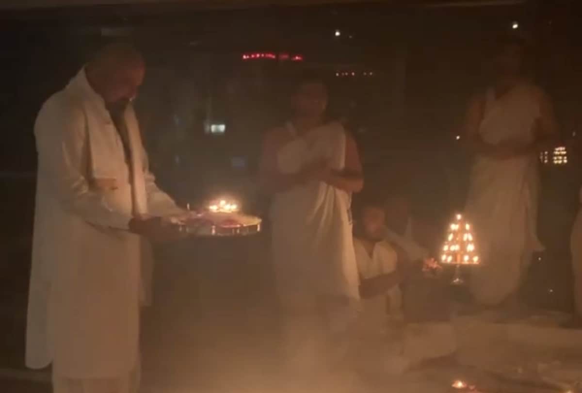 Manyata Dutt shared Sanjay Dutt worship video called him her ram