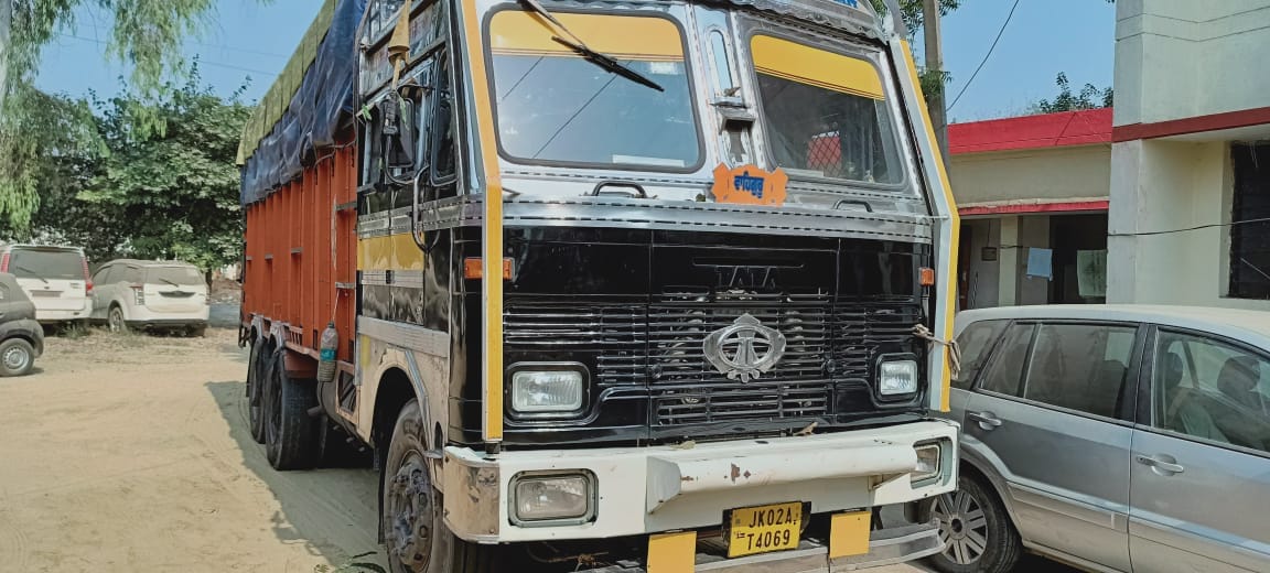 Father dies in accident, son seriously injured