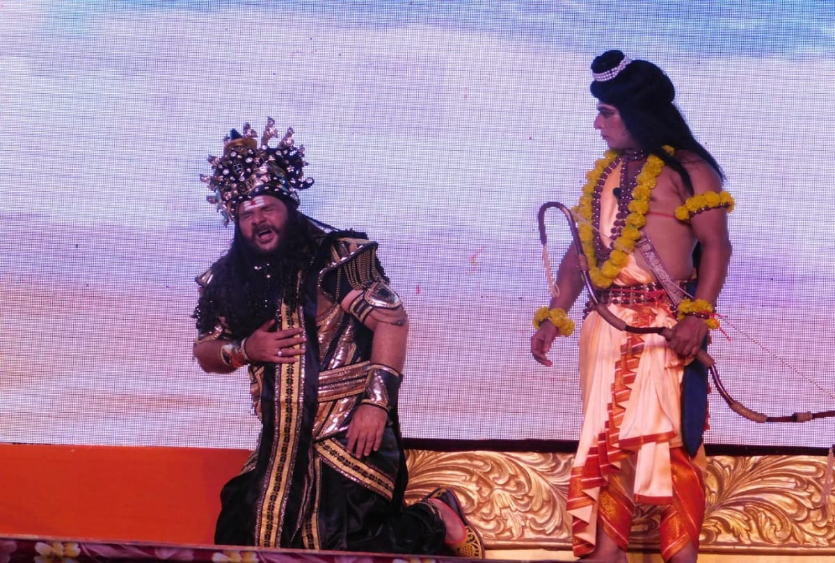Ram killed Ravana filmi Ramlila ended in ayodhya