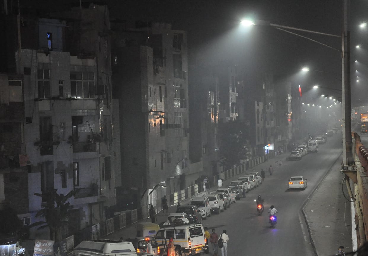 Delhi's air was very bad for the second consecutive day