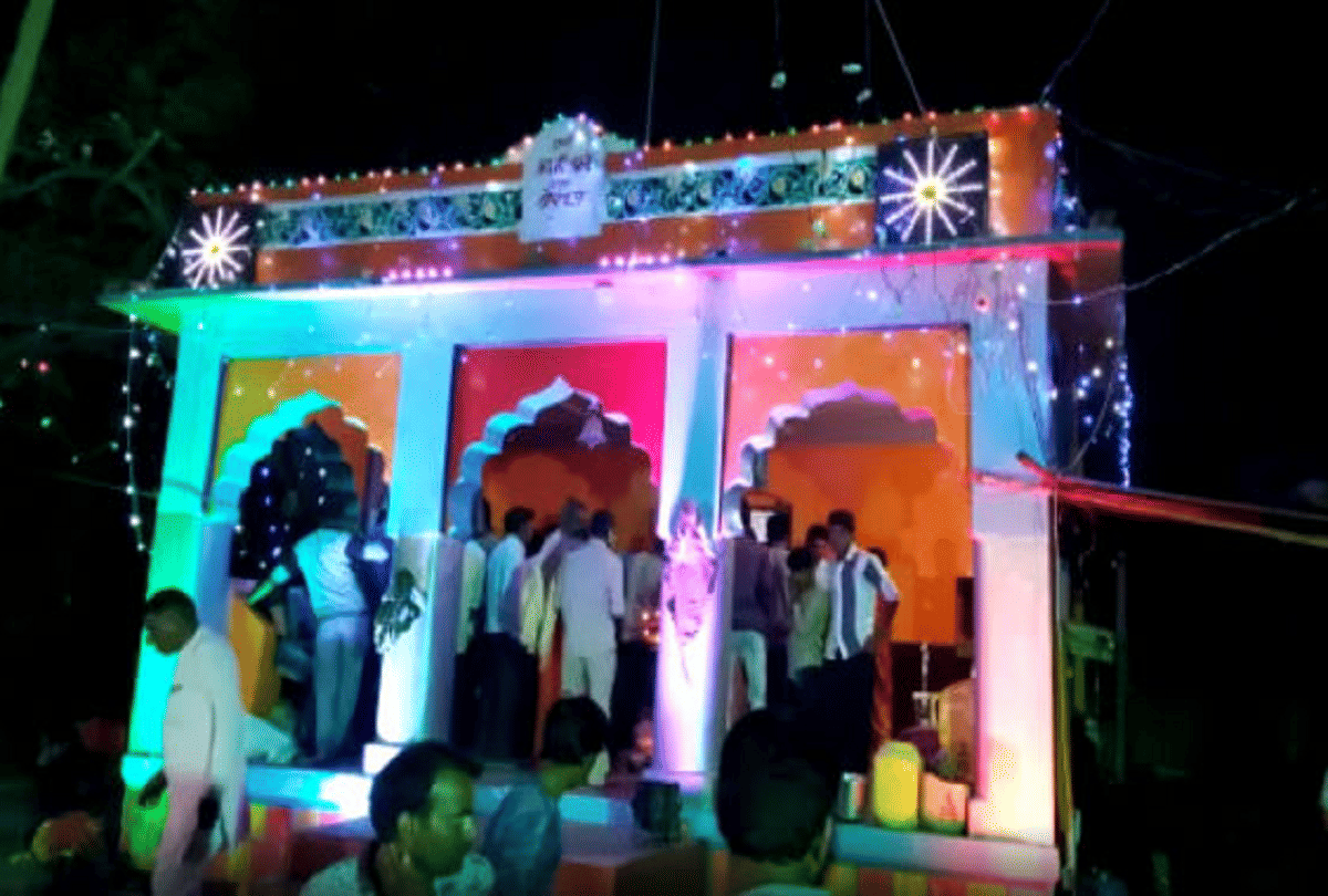 madhya pradesh bell rings sound from stone in mata rani temple berchha village ratlam