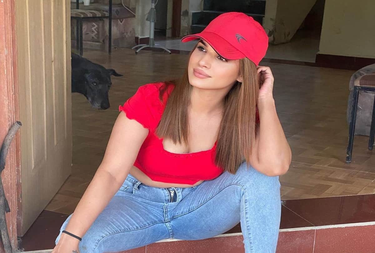 Bigg Boss 14 Contestant Naina Singh Shardul Pandit and Rahul Vaidya For Cooking Food