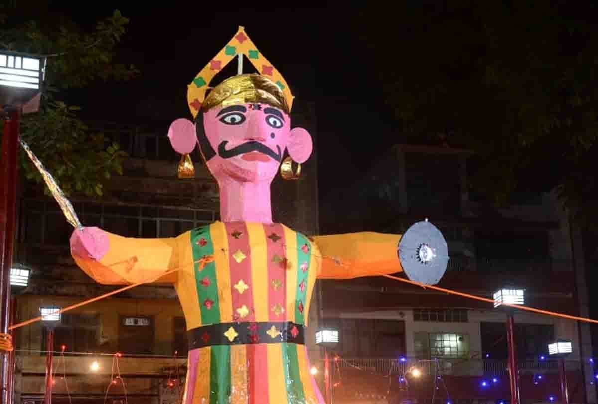 Ravan will not be able to join the combustion, children below ten years and elderly people above 65 years