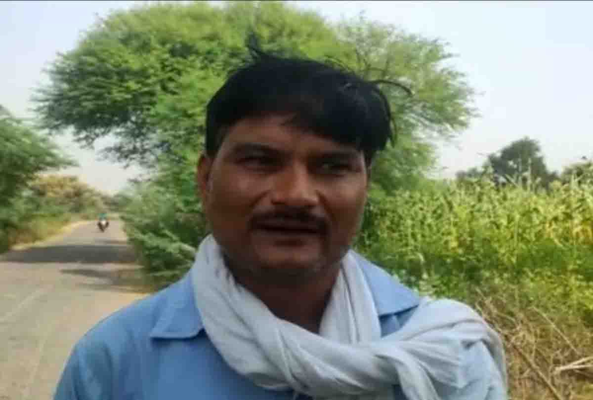 Hamirpur: The miscreants sitting ambush first sought lift from the bullion merchant and then looted it