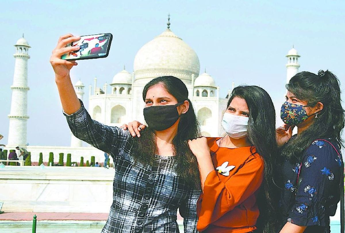 Tajmahal Entry Fee Today At World Heritage Week