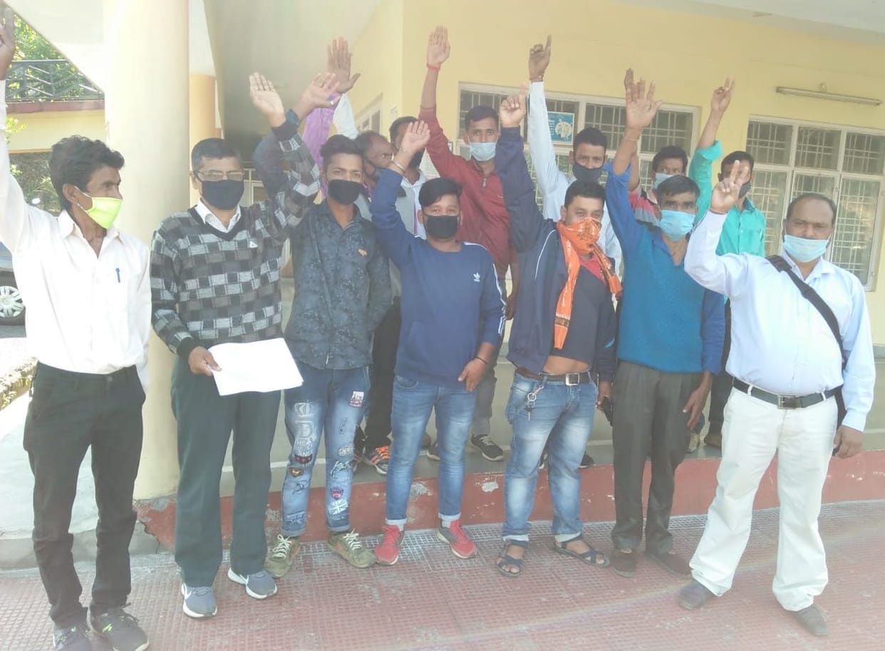 protest to complete the protest